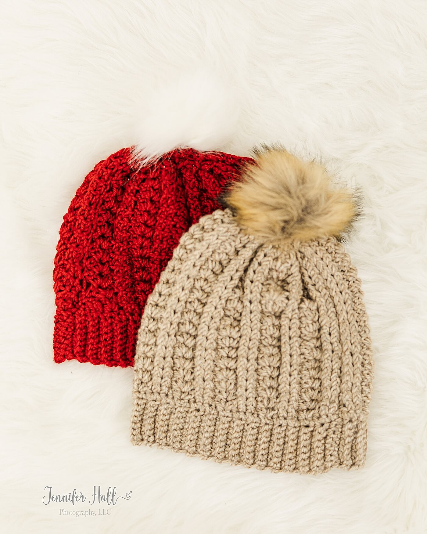 Crimson and khaki hats with pom-poms to show what accessories to wear for Christmas and winter family photos.